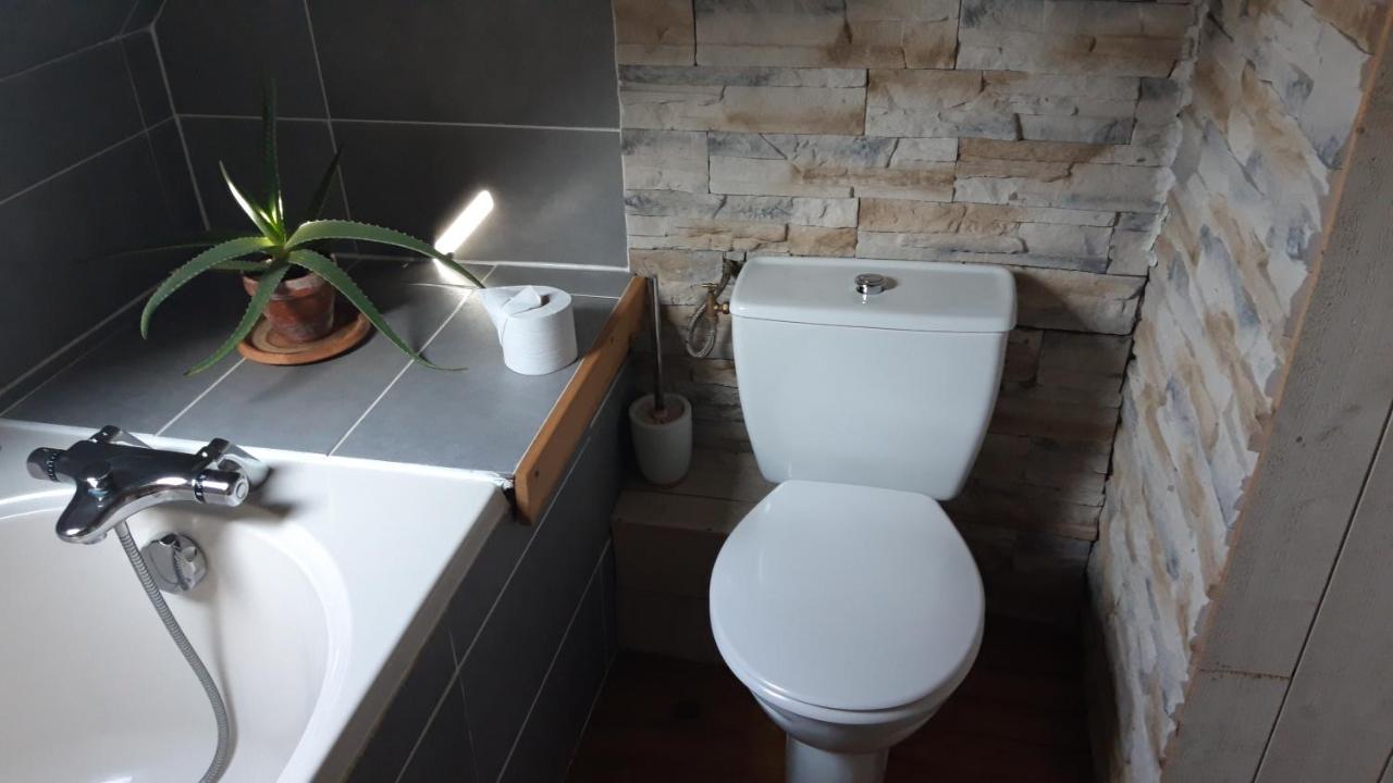La Longere De Becquigny Chambres D'Hotes Limesy Exteriör bild